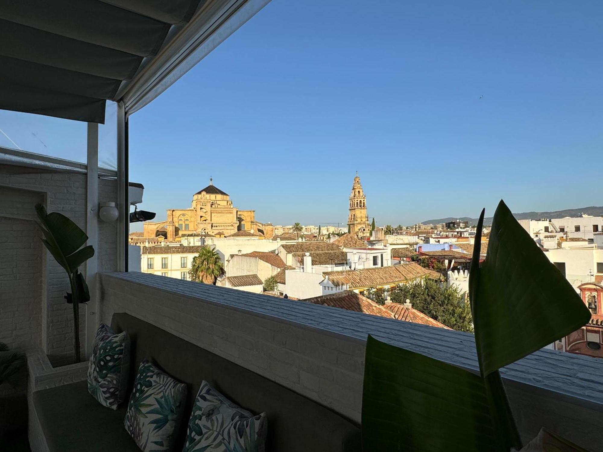 דירות קורדובה Atico De La Sultana Con Terraza Privada מראה חיצוני תמונה